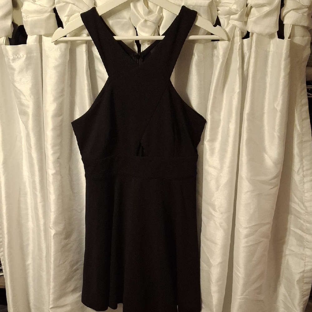 Lulu's Chic Black Mini Dress Med
